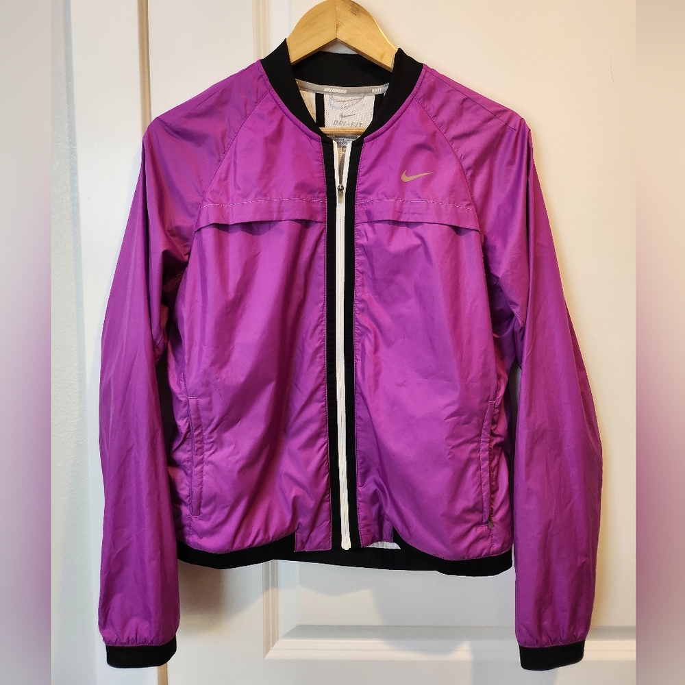 Nike magenta dry fit jacket